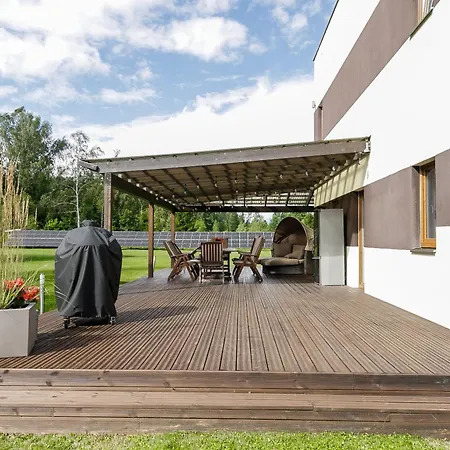 Private Near And Lottemaa