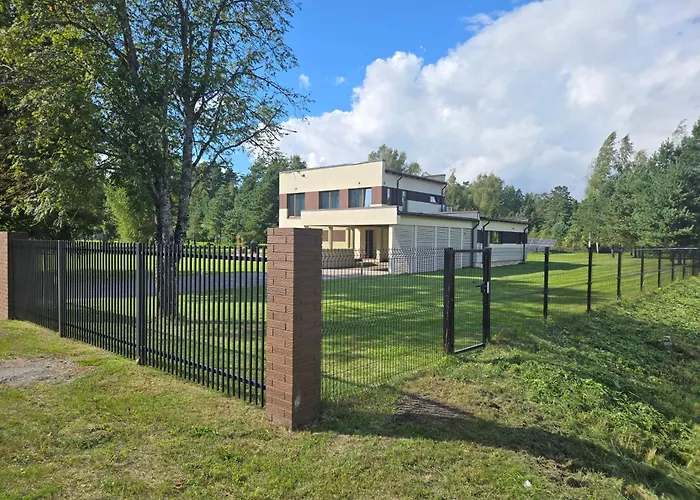 別荘 Private Near And Lottemaa パルヌ